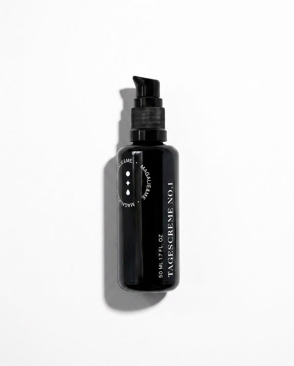Regenerating Day Cream No. 1 - The day cream that does what a day cream is supposed to do. - Magalie&Me
